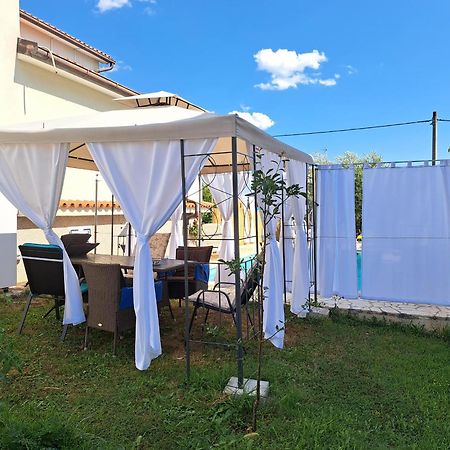 Casa Antonio With Swimming Pool Διαμέρισμα Novigrad Istria Εξωτερικό φωτογραφία