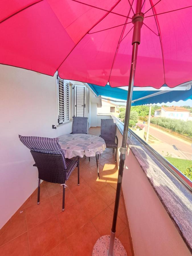 Casa Antonio With Swimming Pool Διαμέρισμα Novigrad Istria Εξωτερικό φωτογραφία