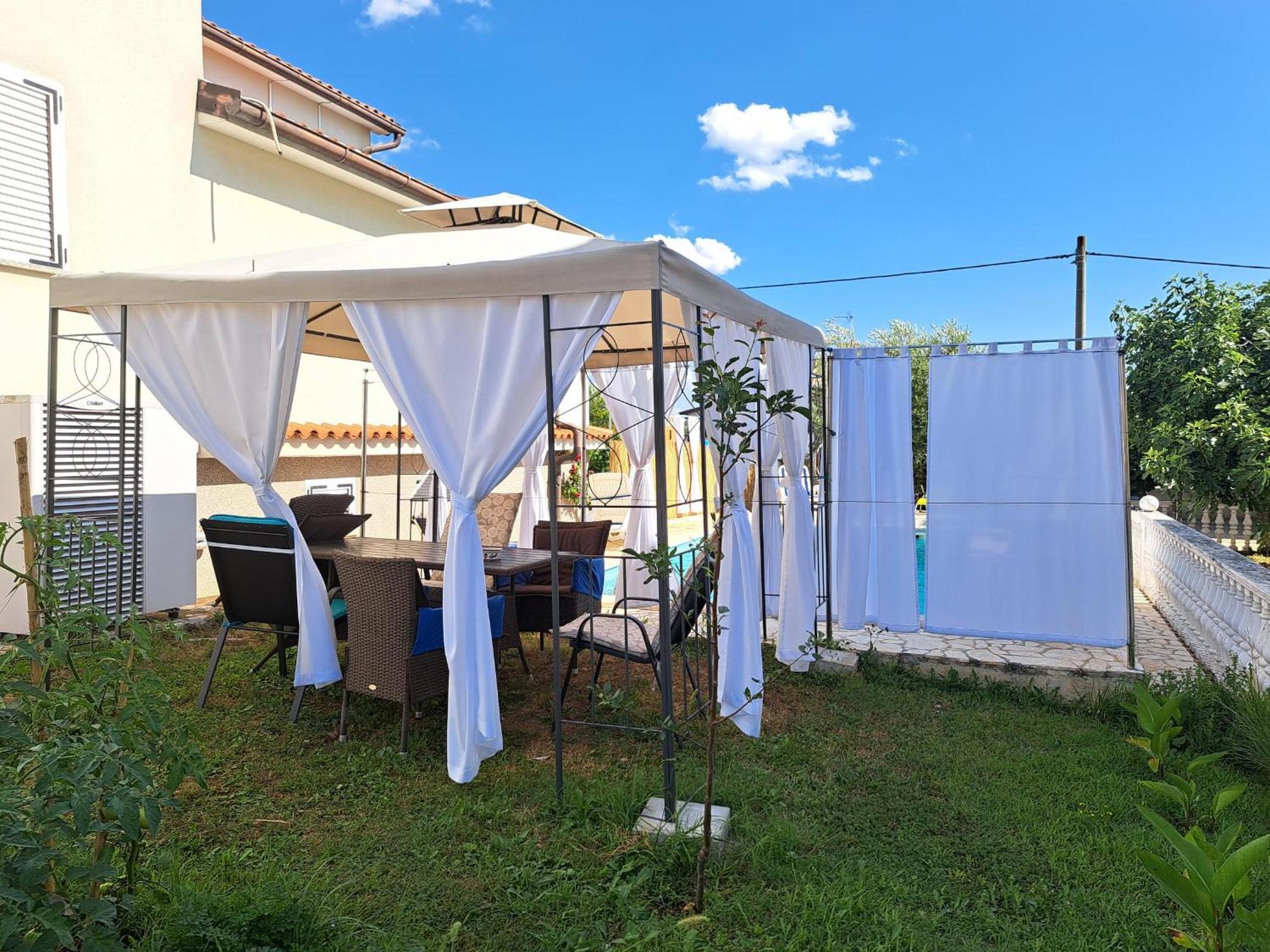 Casa Antonio With Swimming Pool Διαμέρισμα Novigrad Istria Εξωτερικό φωτογραφία